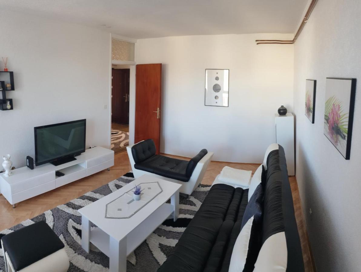 Apartman Hana Sanski Most Eksteriør billede